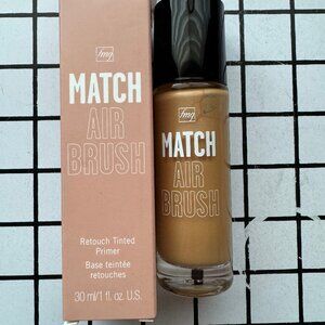 avon fmg Match Airbrush Retouch Tinted Primer medium deep